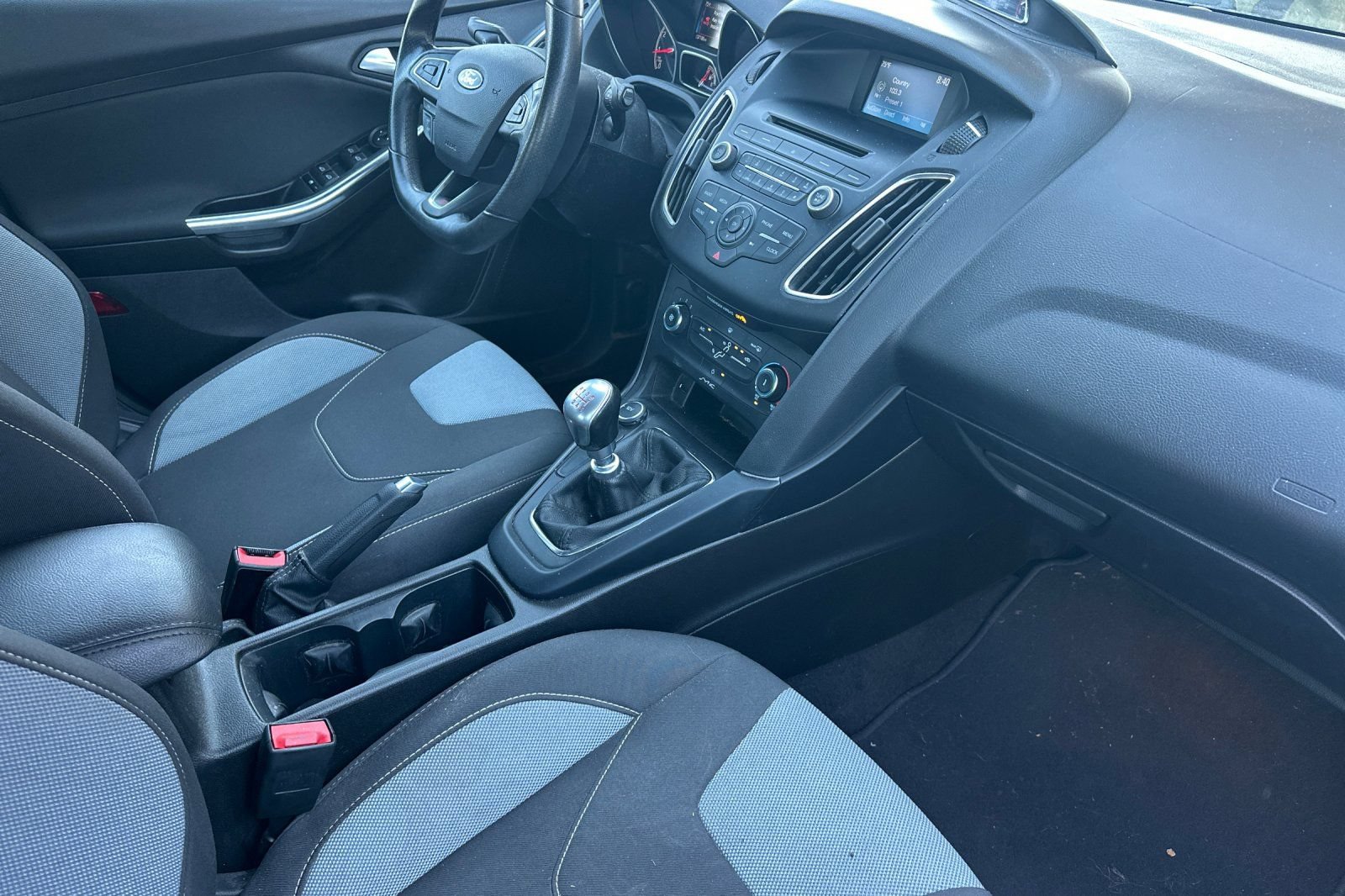 Used 2016 Ford Focus ST FWD image 15