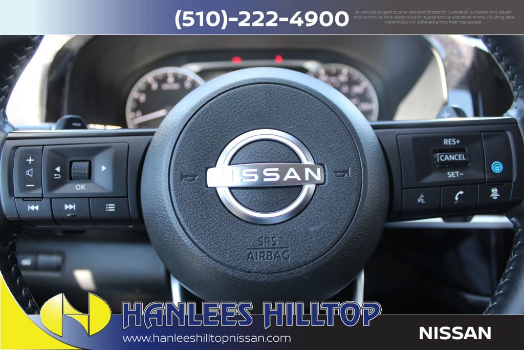 Used 2025 Nissan Pathfinder SV FWD image 29