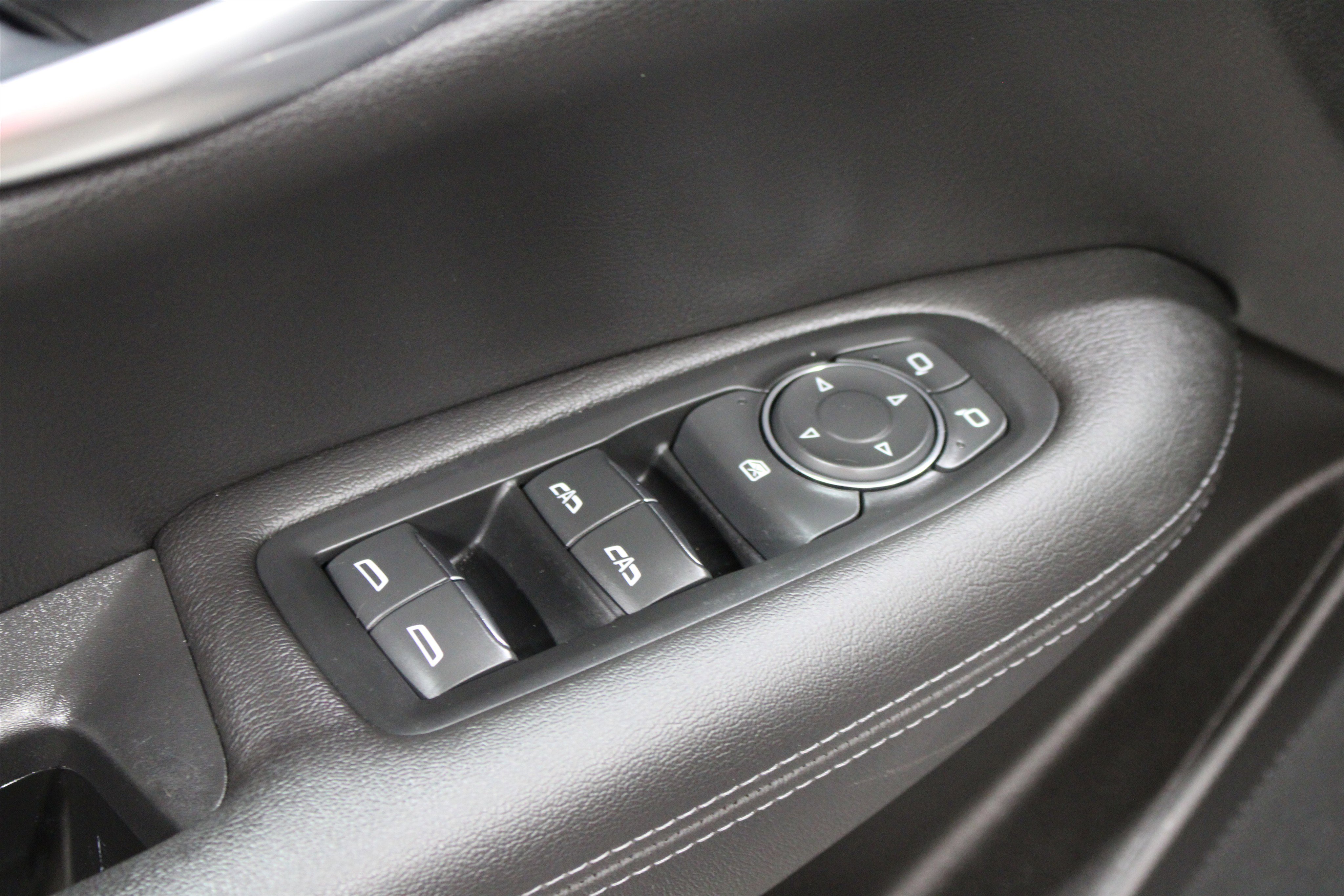 Certified 2023 Cadillac XT5 Luxury image 7