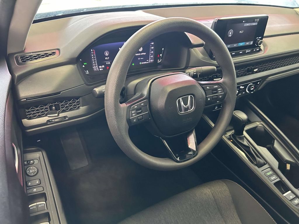 Used 2024 Honda Accord EX image 12