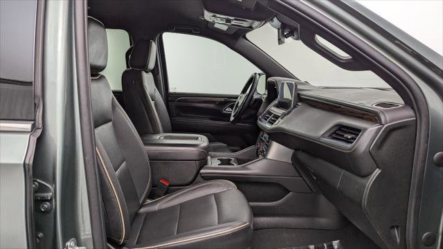 Used 2023 Chevrolet Suburban Premier image 23