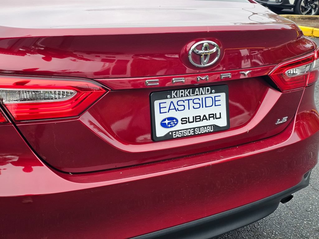 Used 2018 Toyota Camry LE FWD image 14