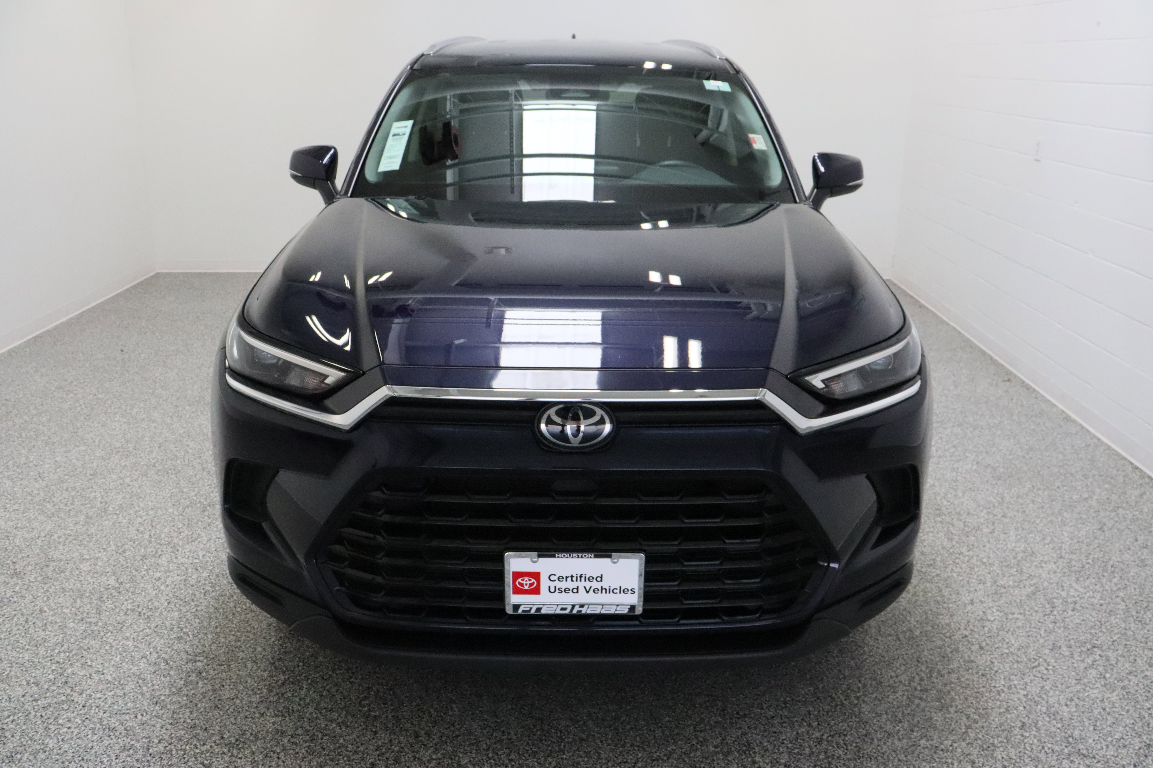 Certified 2025 Toyota Grand Highlander FWD image 3