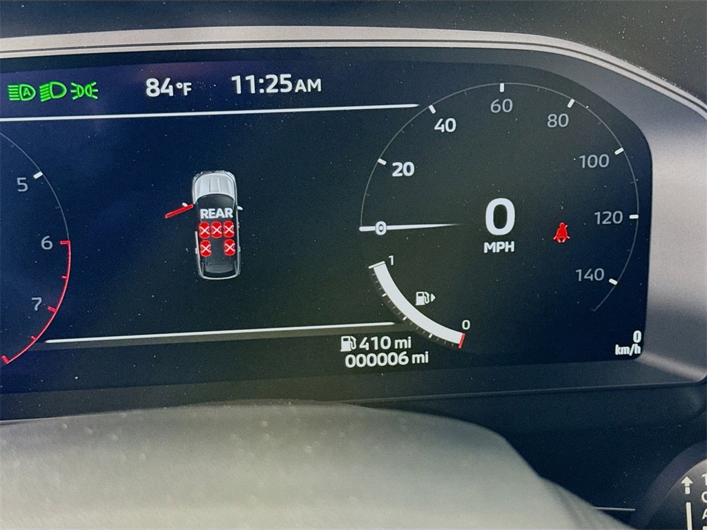 New 2025 Mitsubishi Outlander SE image 12