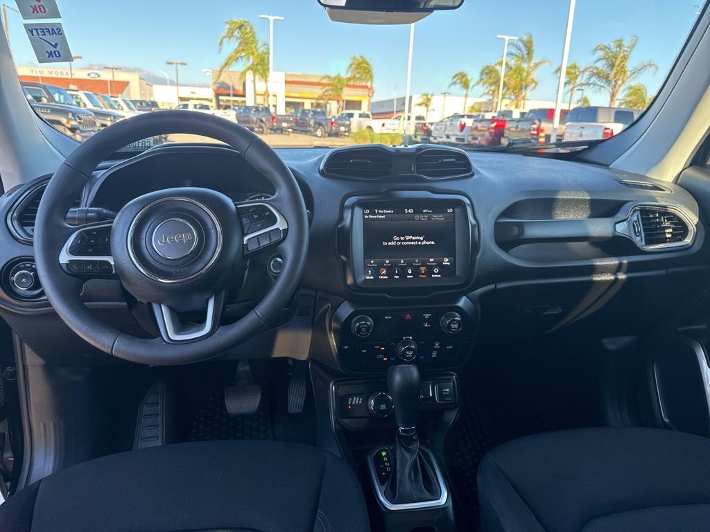 Used 2023 Jeep Renegade Latitude w/ Sun & Fun Group AWD/4WD image 19