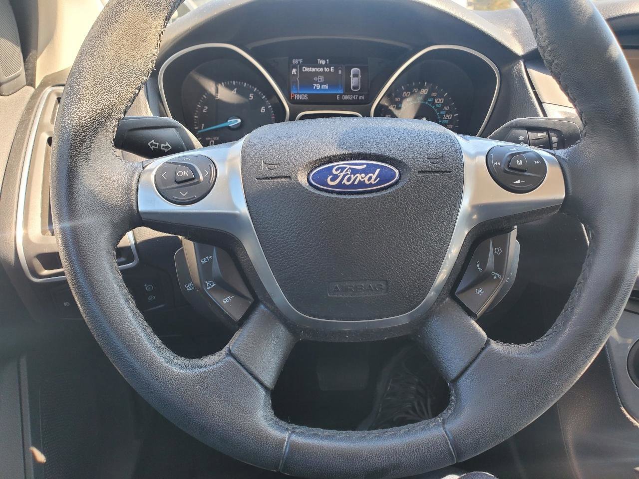 Used 2012 Ford Focus Titanium image 23