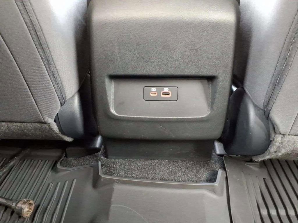 Used 2024 Nissan Frontier S AWD/4WD image 13