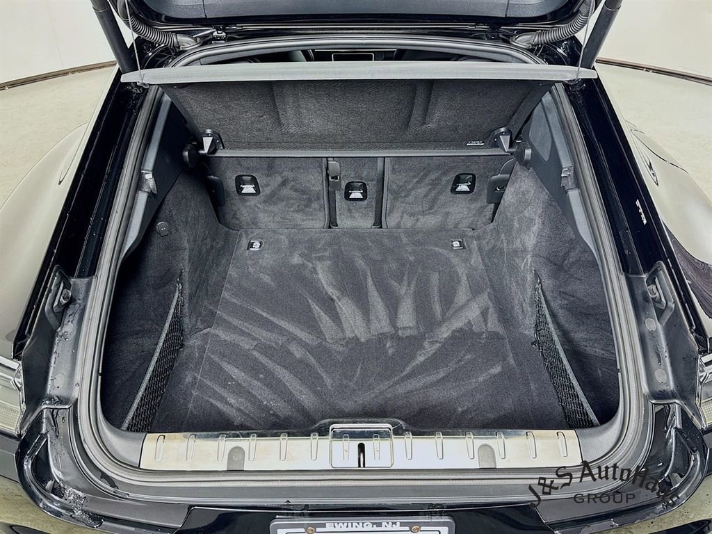 Used 2022 Porsche Panamera Platinum Edition image 33