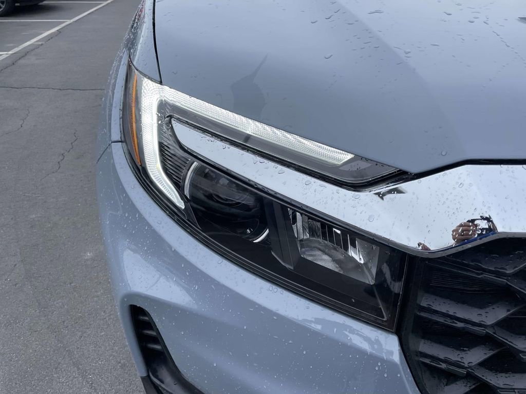 Used 2023 Honda Passport EX-L image 16