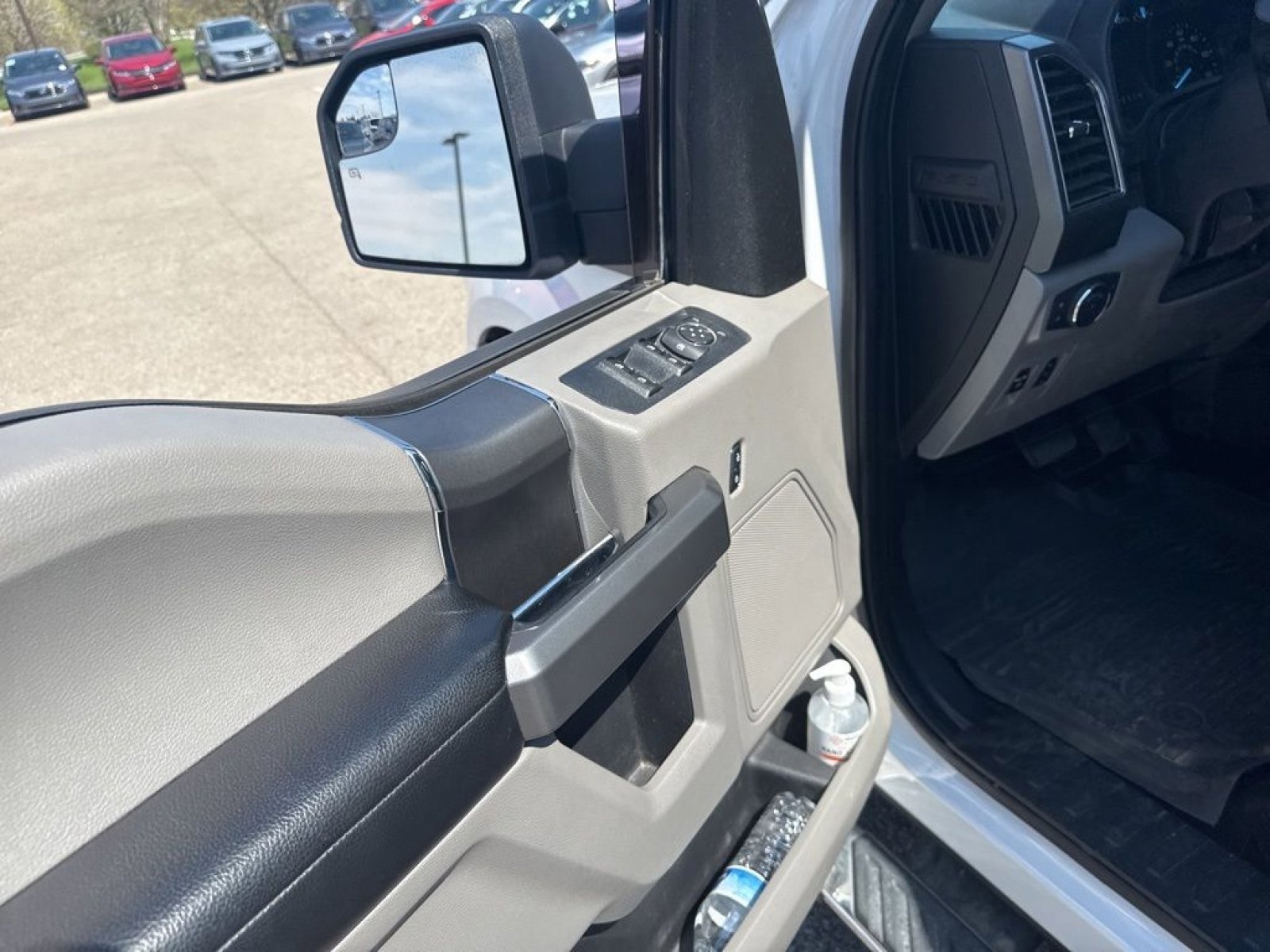 Used 2019 Ford F150 XLT w/ Equipment Group 302A Luxury image 11