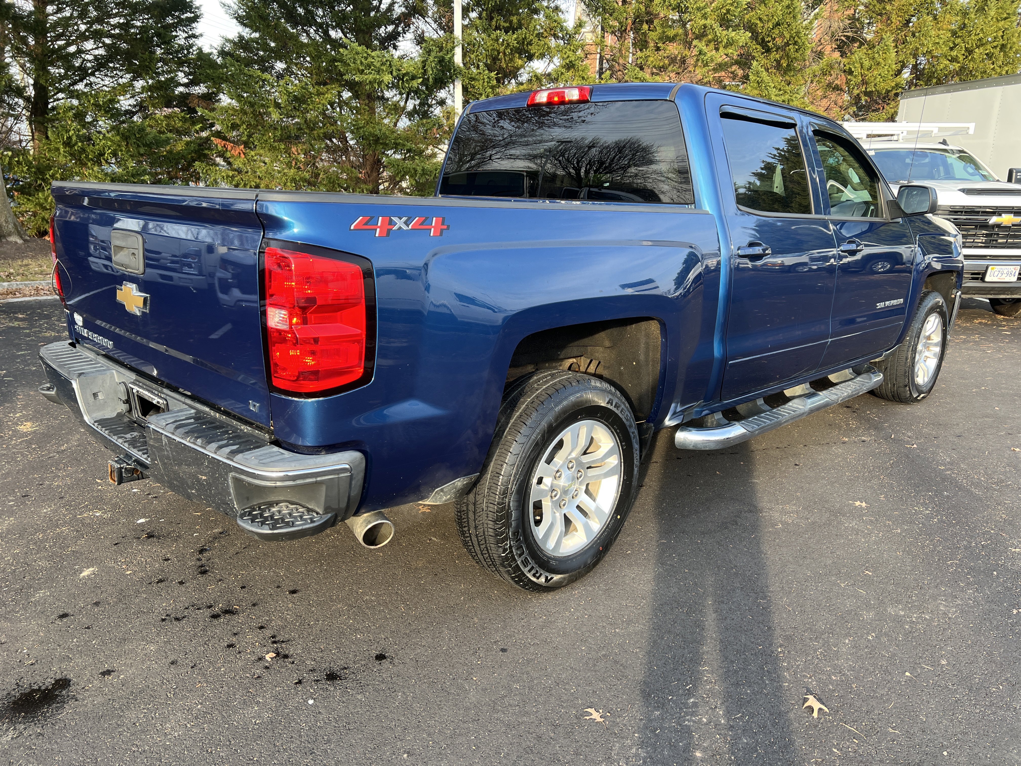 Used 2018 Chevrolet Silverado 1500 LT w/ All Star Edition image 10