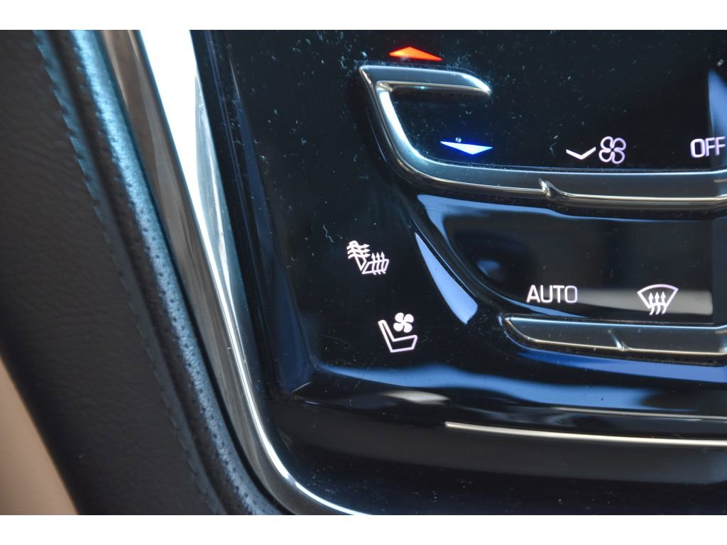 Used 2019 Cadillac CTS Luxury image 37