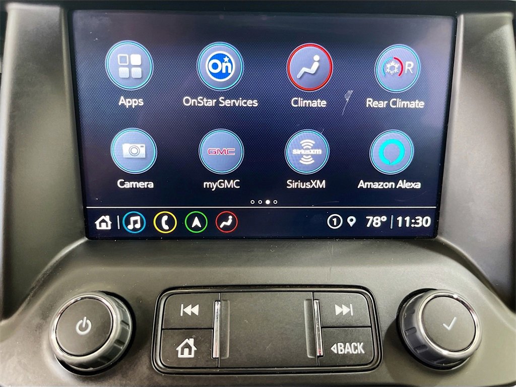 Used 2022 GMC Acadia AT4 w/ Technology Package image 15