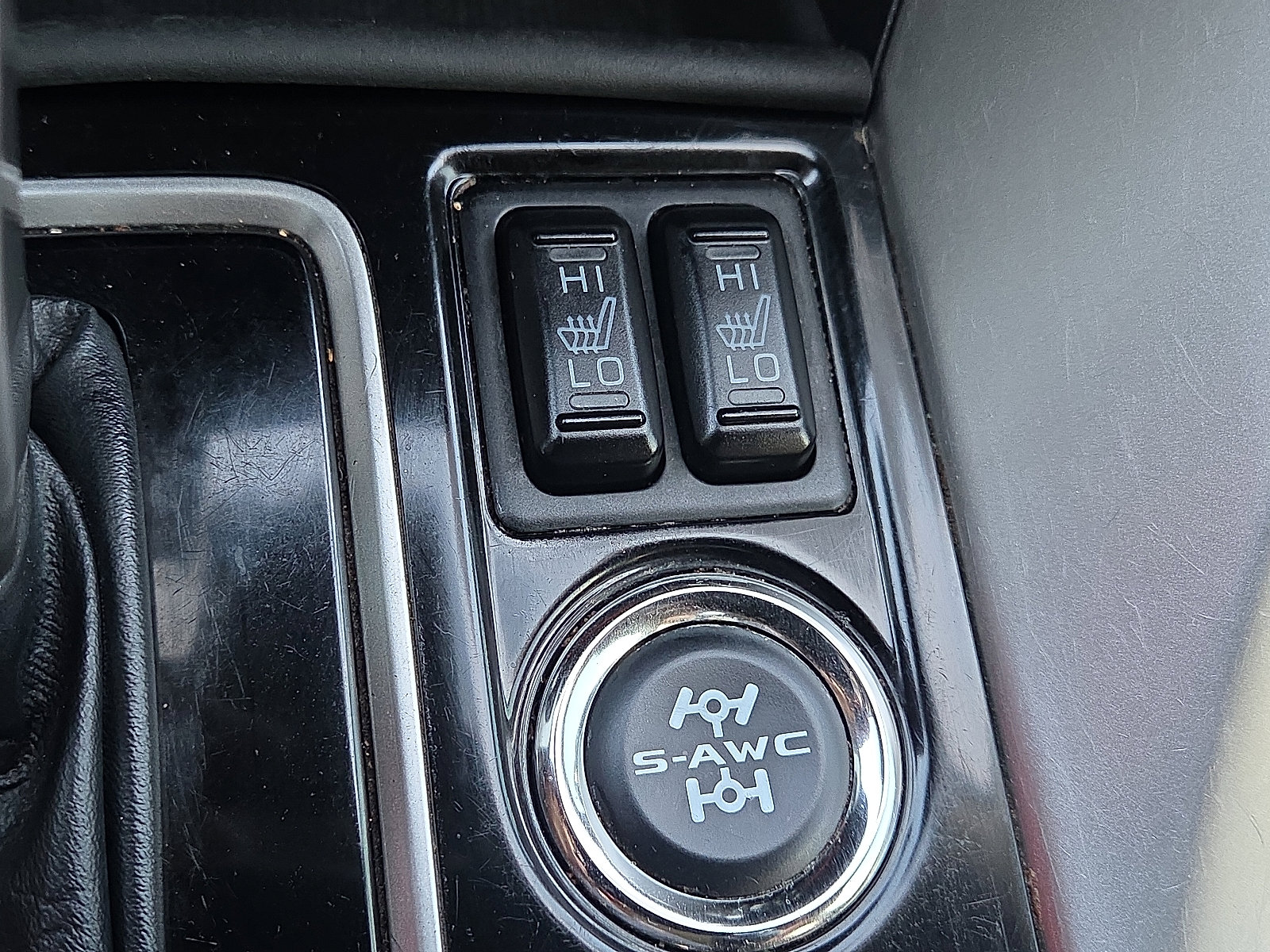 Used 2024 Mitsubishi Eclipse Cross LE AWD/4WD image 14