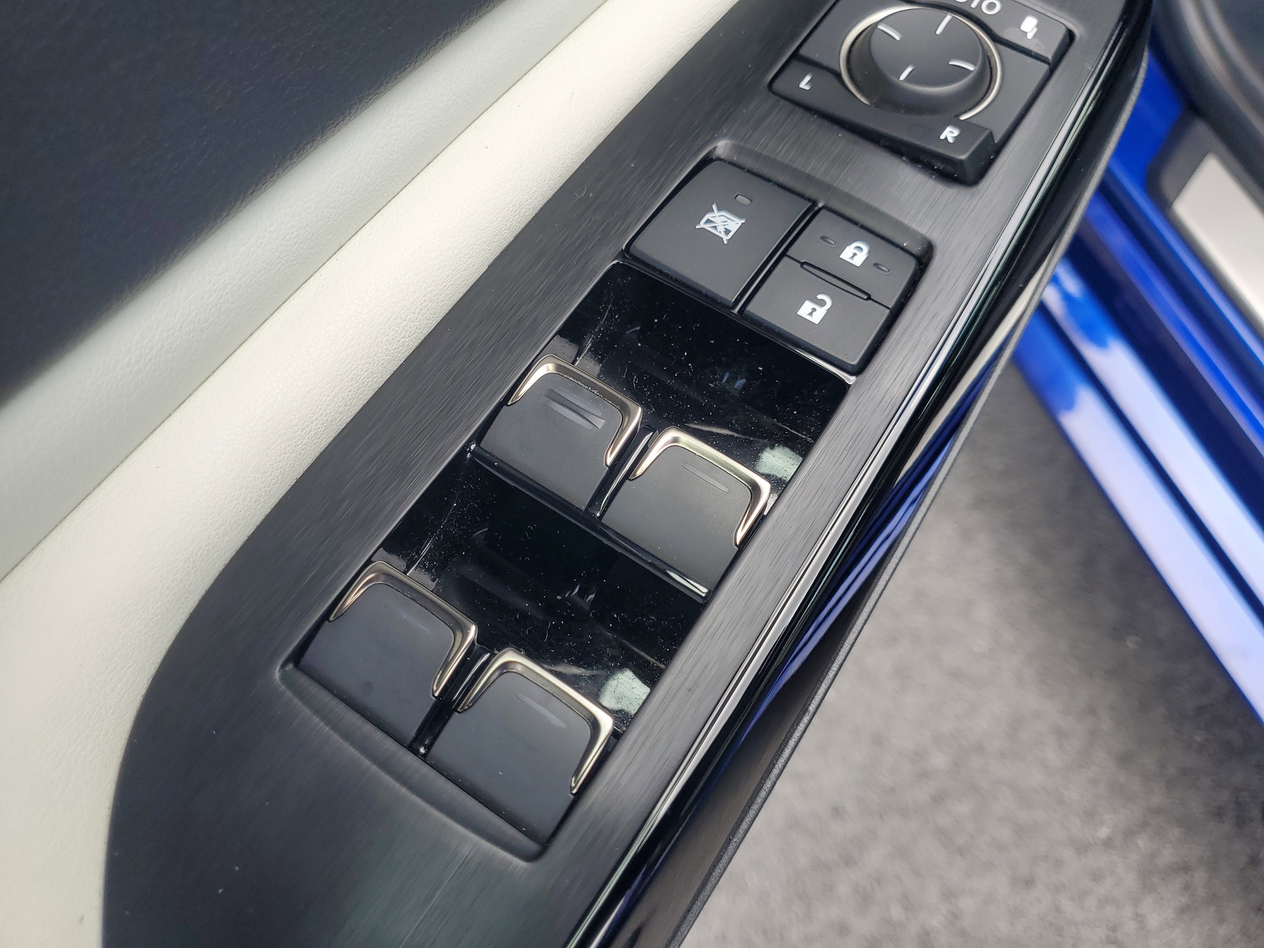 Used 2023 Lexus ES 350 F Sport image 22