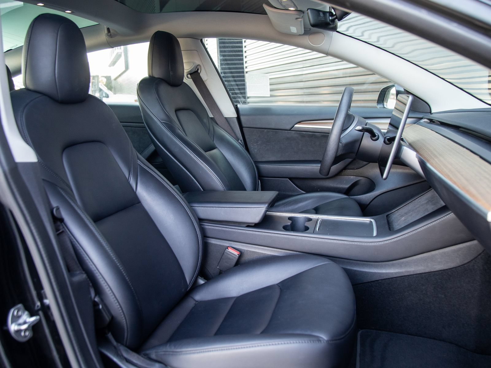Used 2022 Tesla Model 3 Long Range AWD/4WD image 25