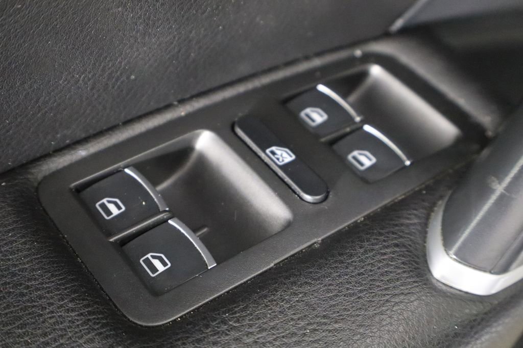 Used 2022 Volkswagen Passat 2.0T R-Line image 22