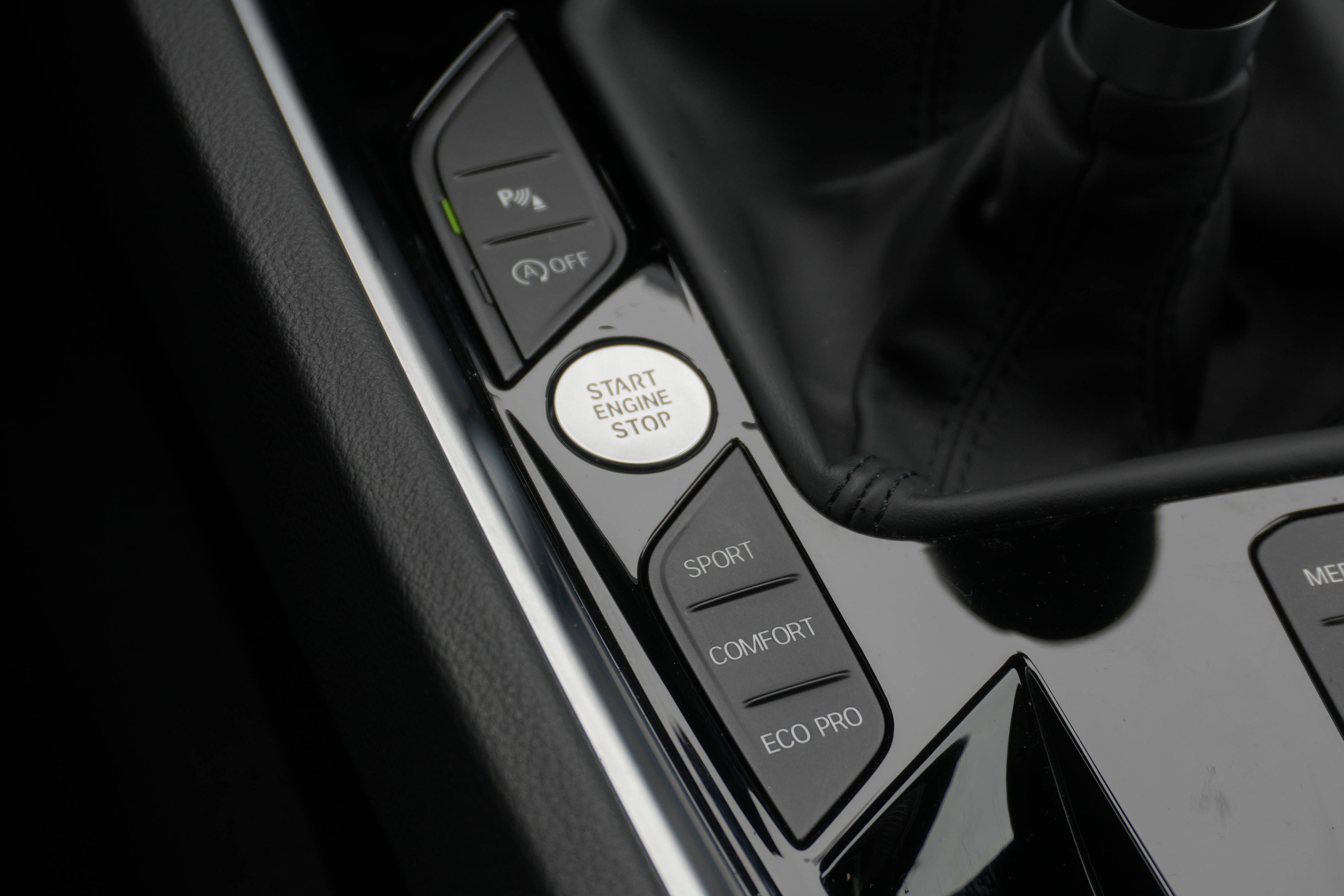 Certified 2026 BMW Z4 M40i RWD image 29