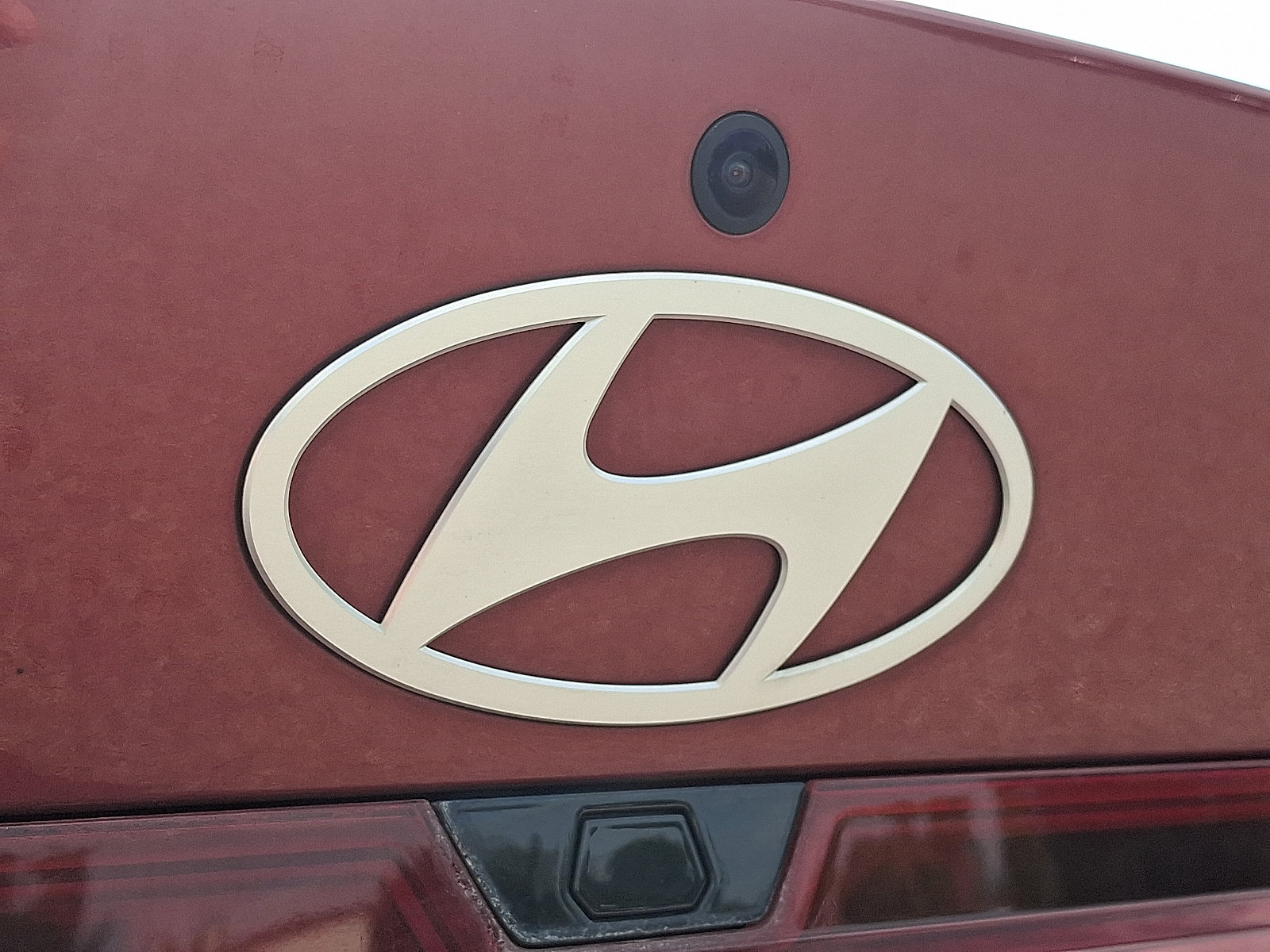 Used 2025 Hyundai Elantra Limited FWD image 31