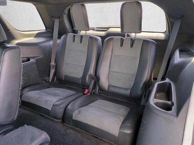 Used 2015 Ford Explorer XLT w/ Equipment Group 202A FWD image 21