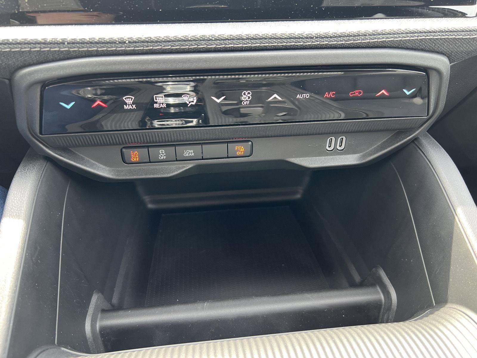 New 2026 Jeep Cherokee Laredo AWD/4WD image 21