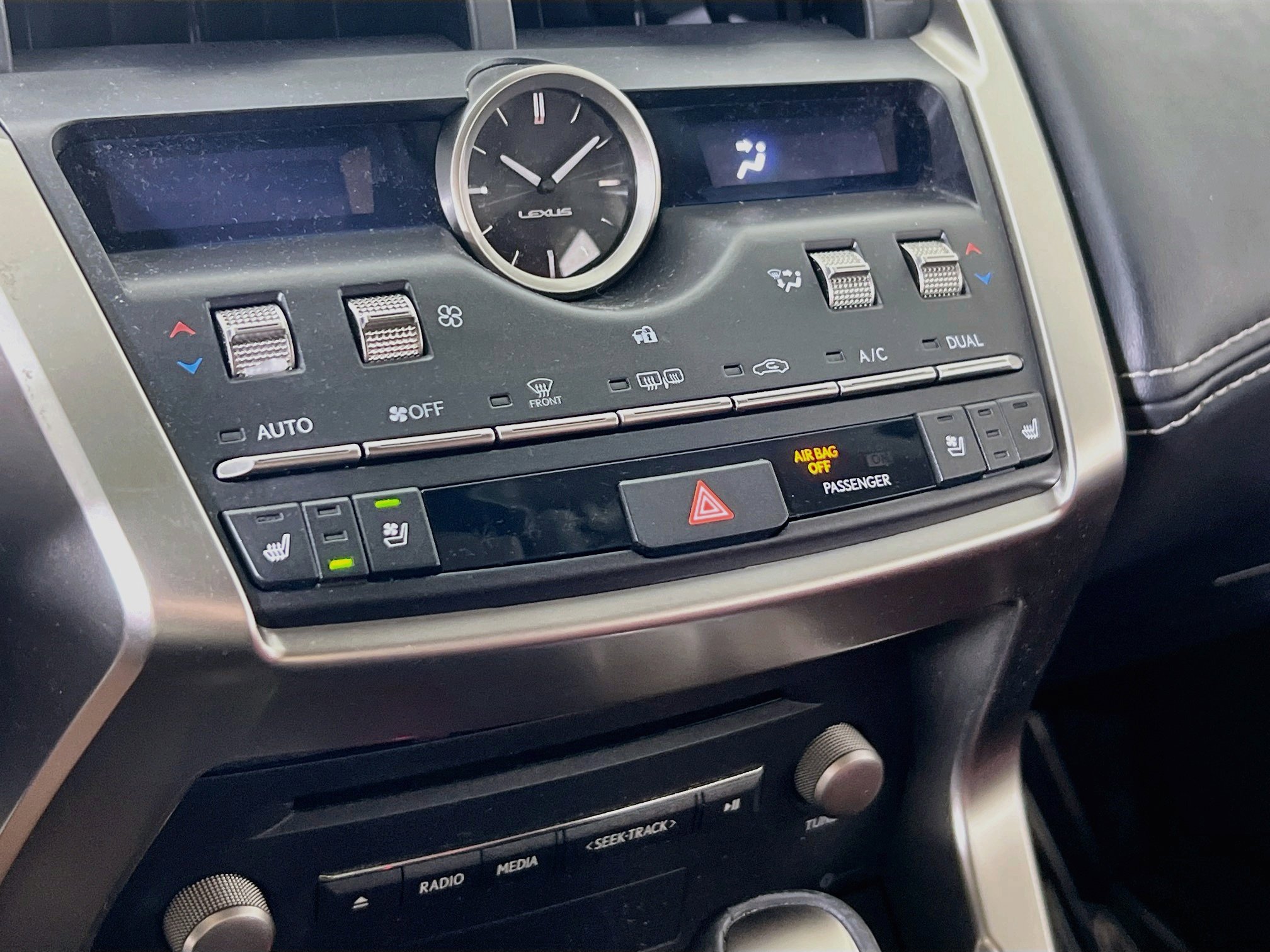Used 2018 Lexus NX 300h AWD w/ Premium Package image 15
