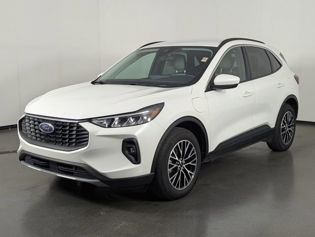 Used 2023 Ford Escape SE image 4