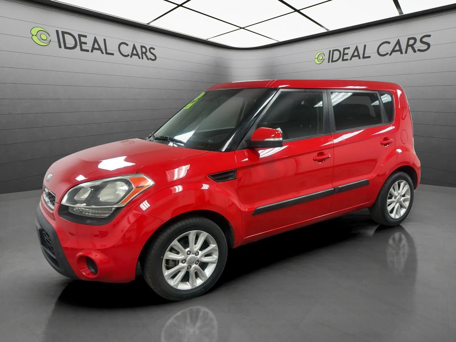 Used 2013 Kia Soul + w/ Audio Pkg