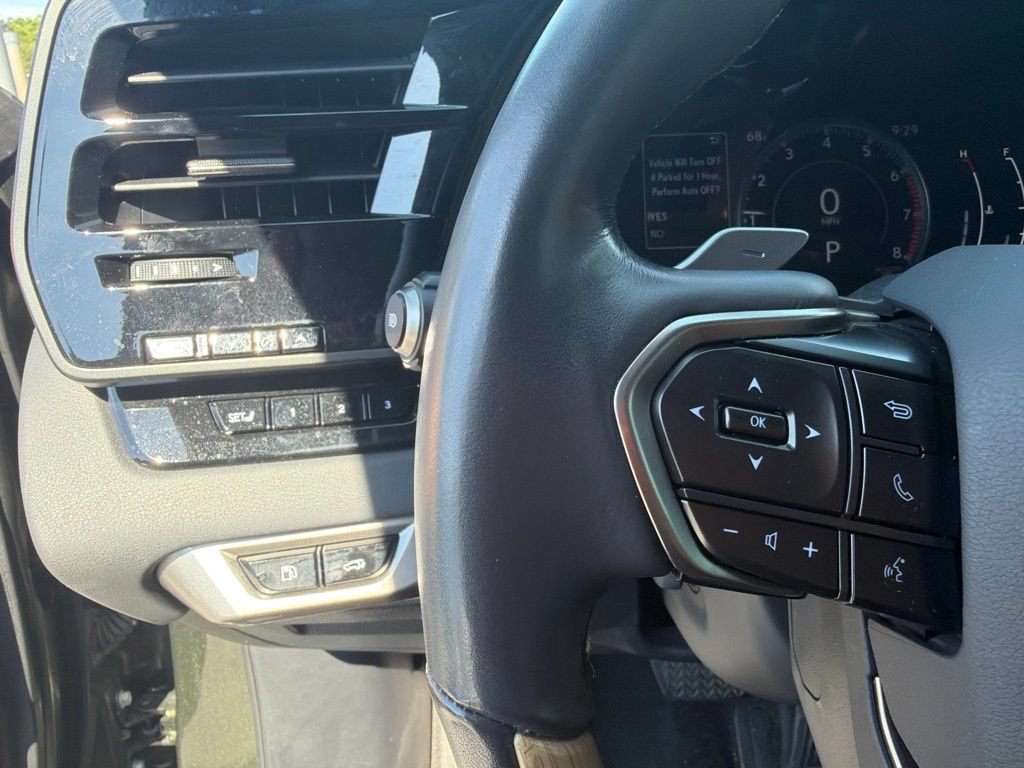 Used 2023 Lexus RX 350 Premium w/ Accessory Package AWD/4WD image 25