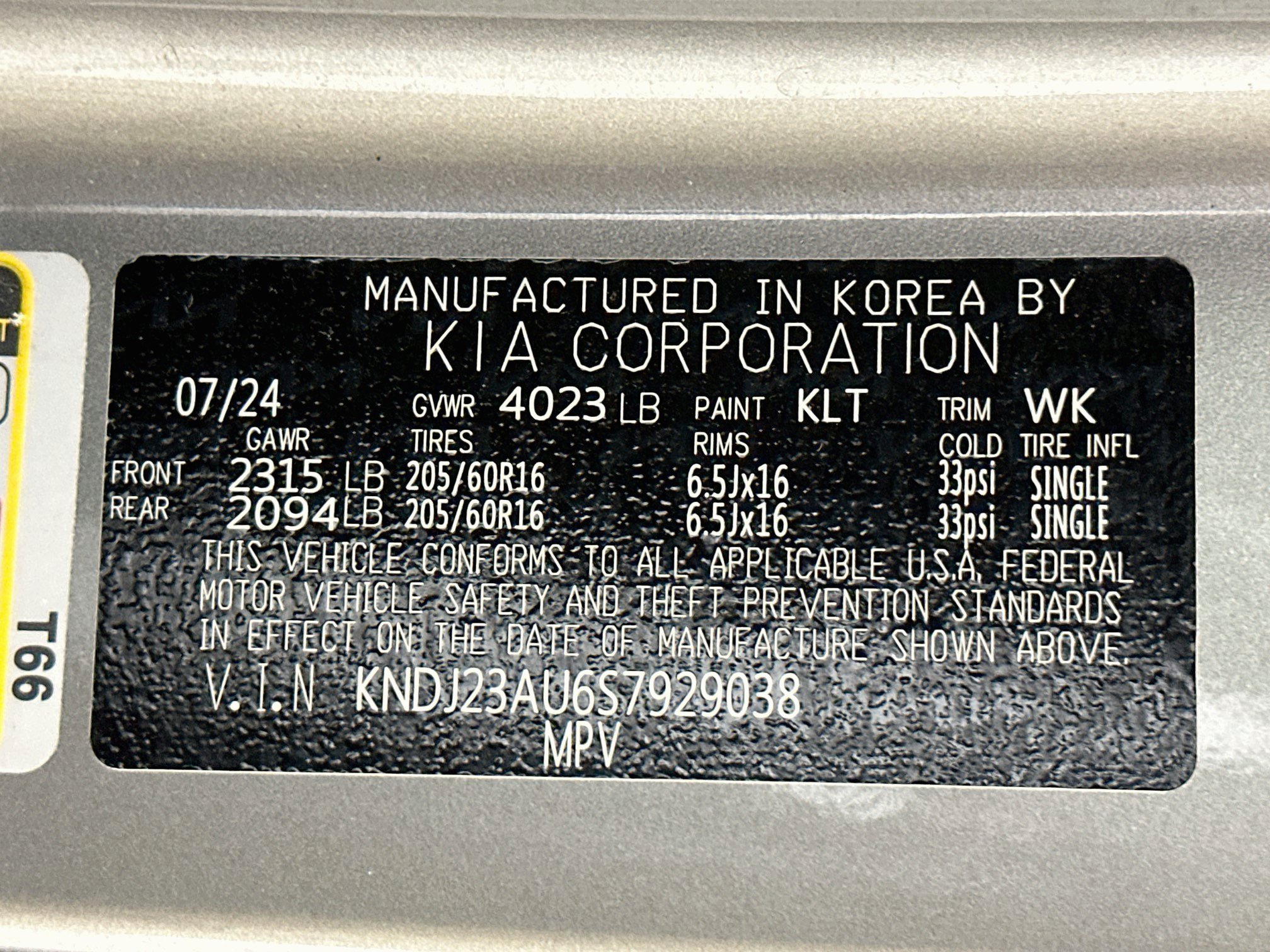 Used 2025 Kia Soul LX w/ LX Technology Package FWD image 12