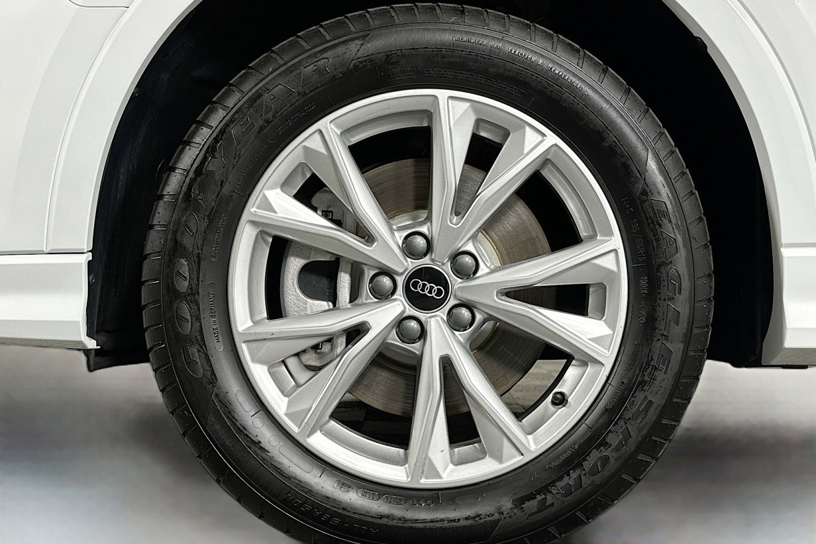 Used 2025 Audi Q3 2.0T Premium Plus w/ Premium Plus Package image 11