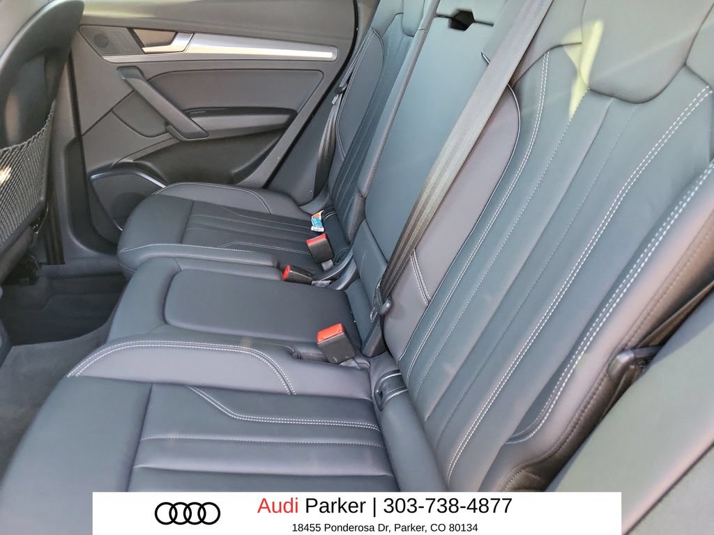 Used 2025 Audi Q5 2.0T Premium w/ Convenience Plus Package AWD/4WD image 8