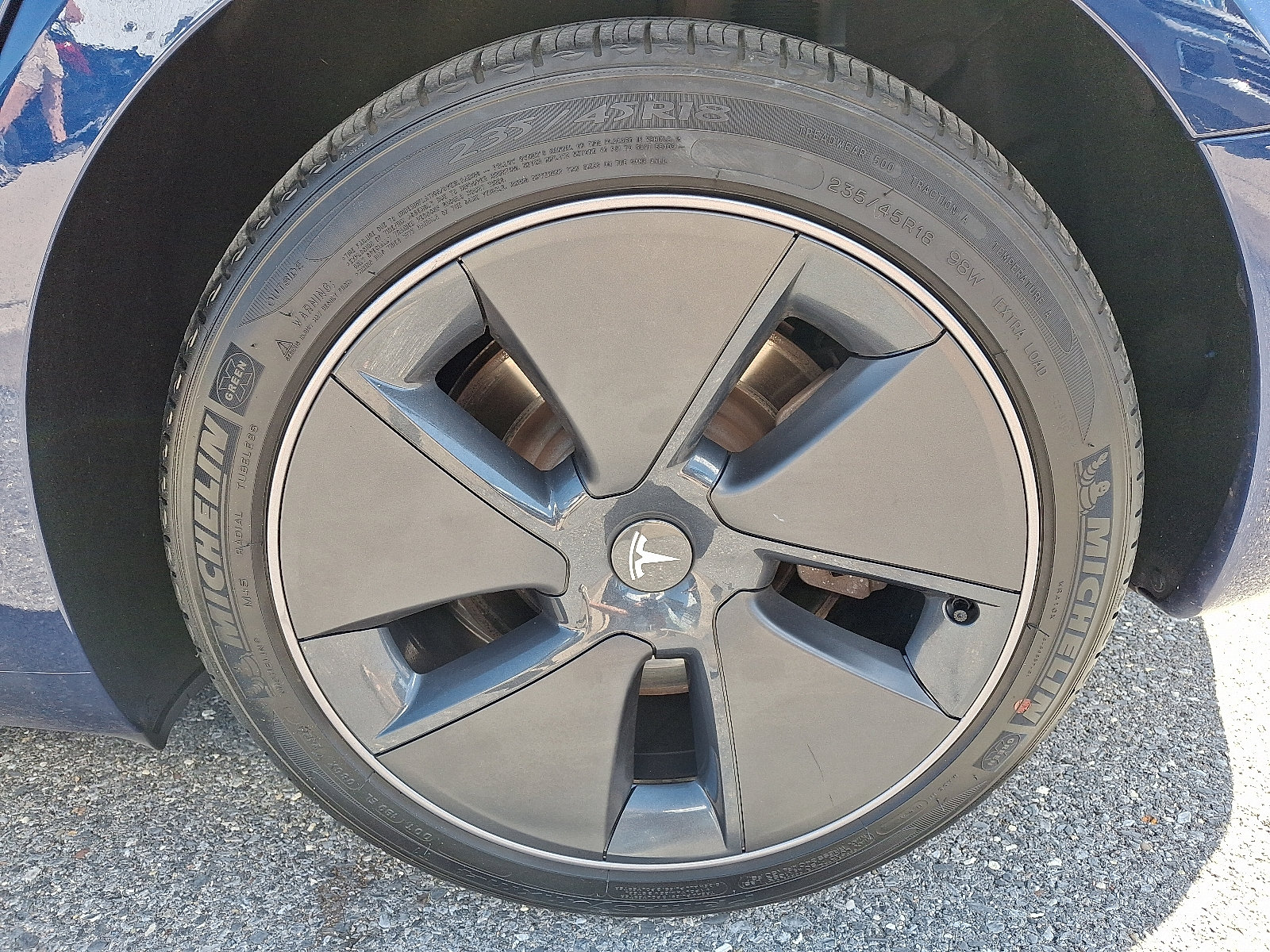 Used 2023 Tesla Model 3 Standard Range RWD image 9