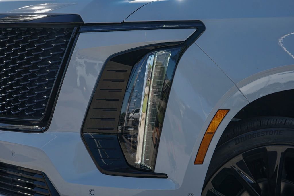 New 2026 Cadillac Escalade Platinum Sport w/ LPO, ONYX Package image 3