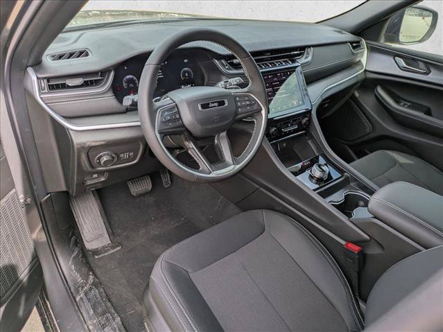 New 2026 Jeep Grand Cherokee Laredo X AWD/4WD image 3