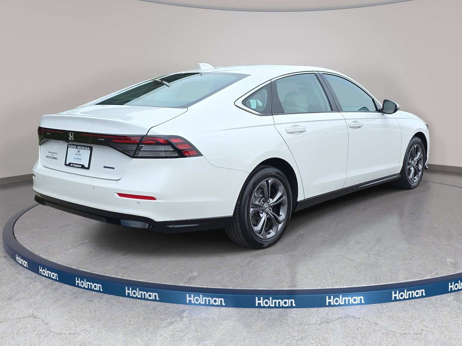 Certified 2025 Honda Accord EX-L image 5