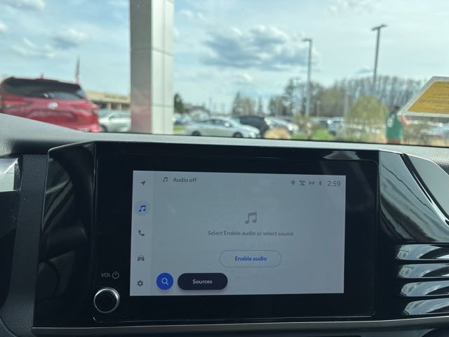 Used 2025 Toyota Camry LE FWD image 10