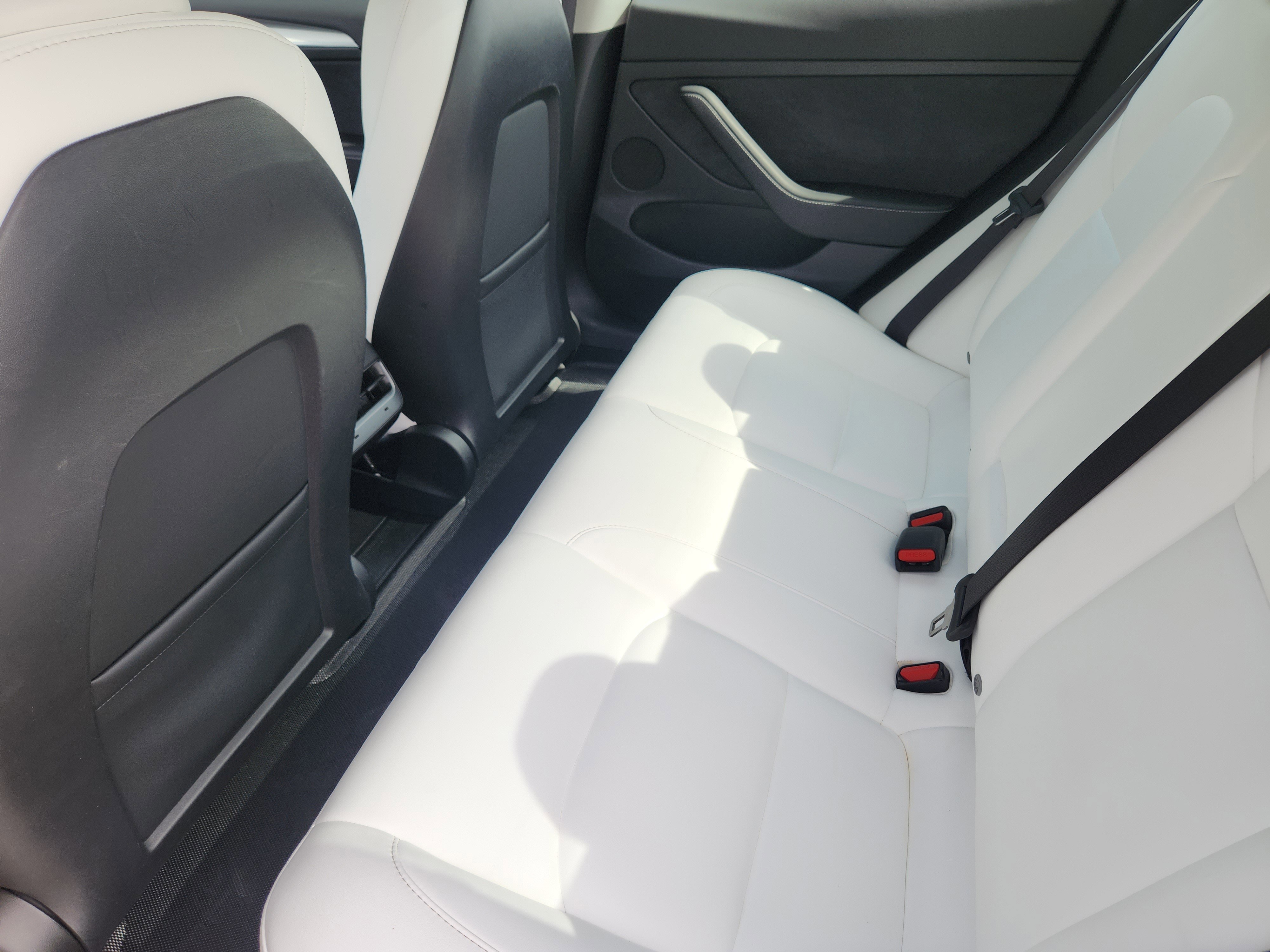 Used 2023 Tesla Model 3 Standard Range image 25