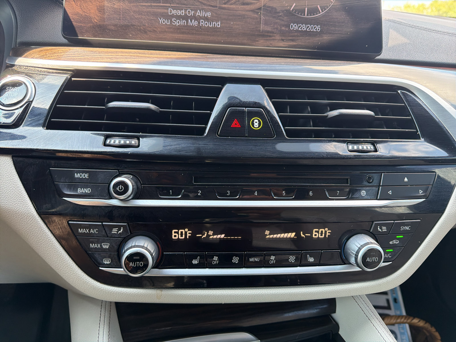 Used 2019 BMW 640i Gran Turismo xDrive w/ Premium Package AWD/4WD image 10
