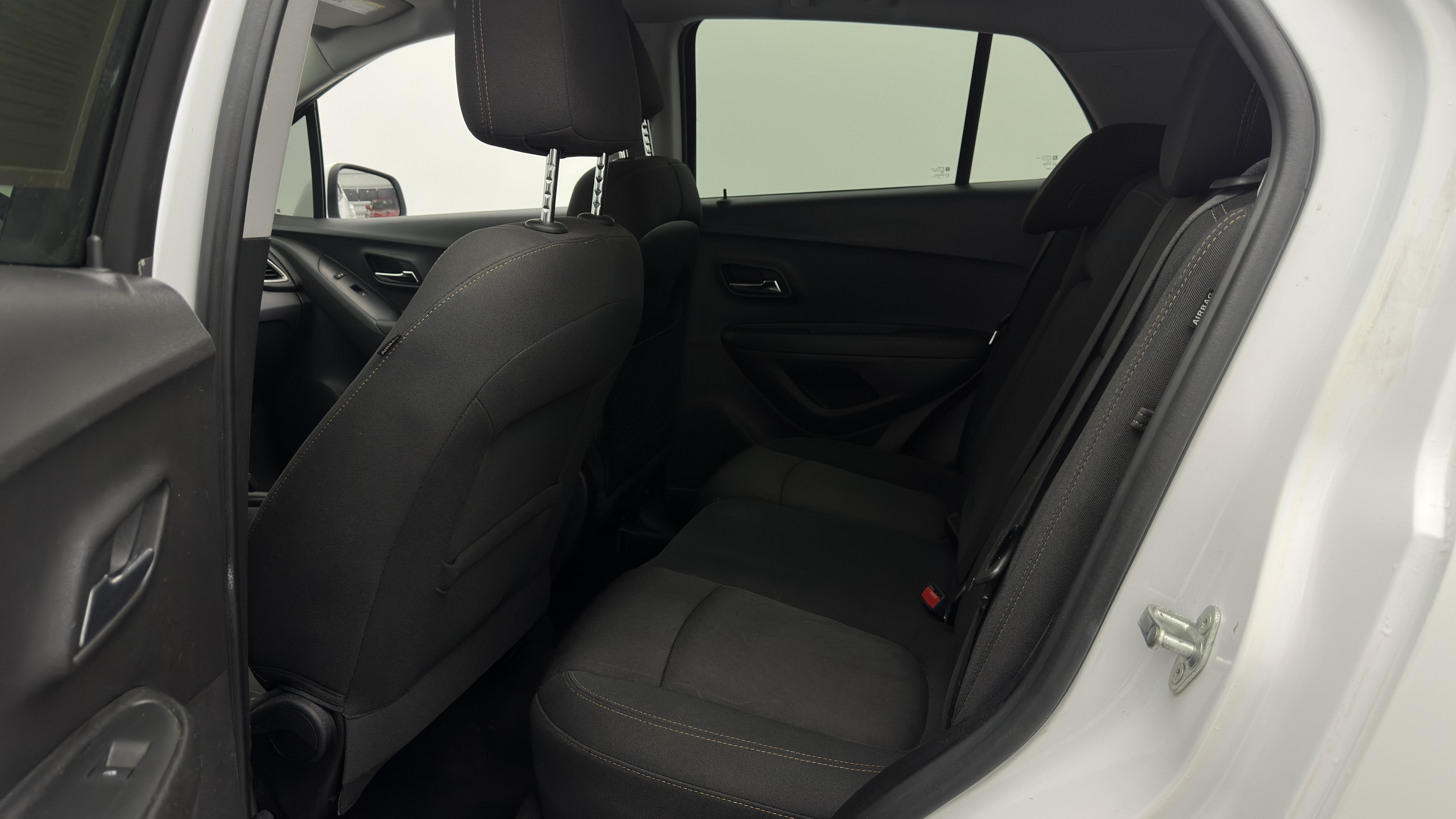 Used 2020 Chevrolet Trax LT FWD image 25