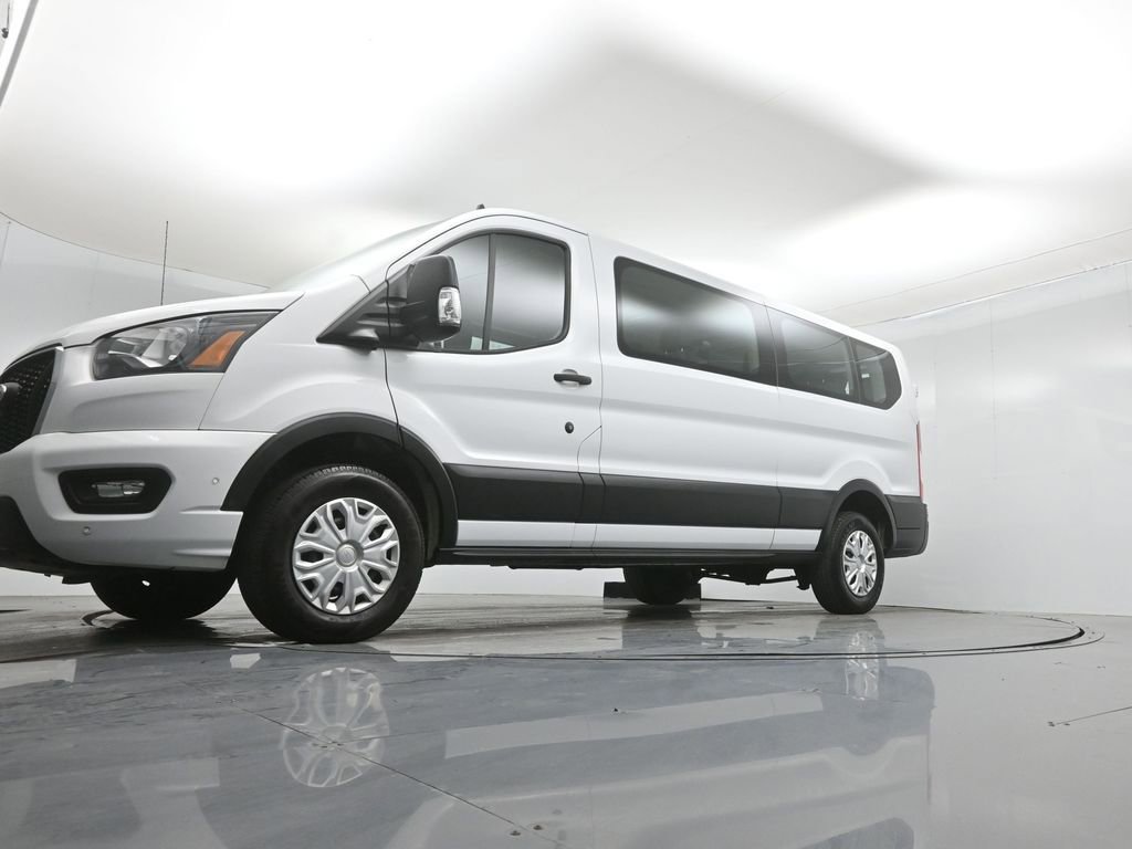 Certified 2023 Ford Transit 350 XLT image 40