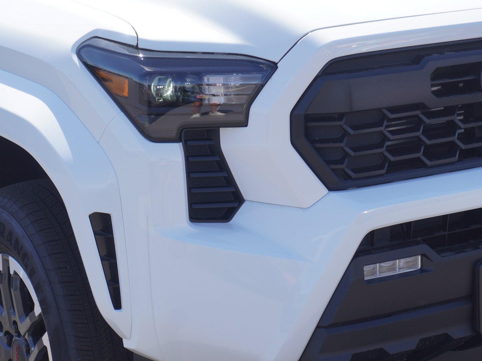 New 2026 Toyota Tacoma TRD Sport AWD/4WD image 3