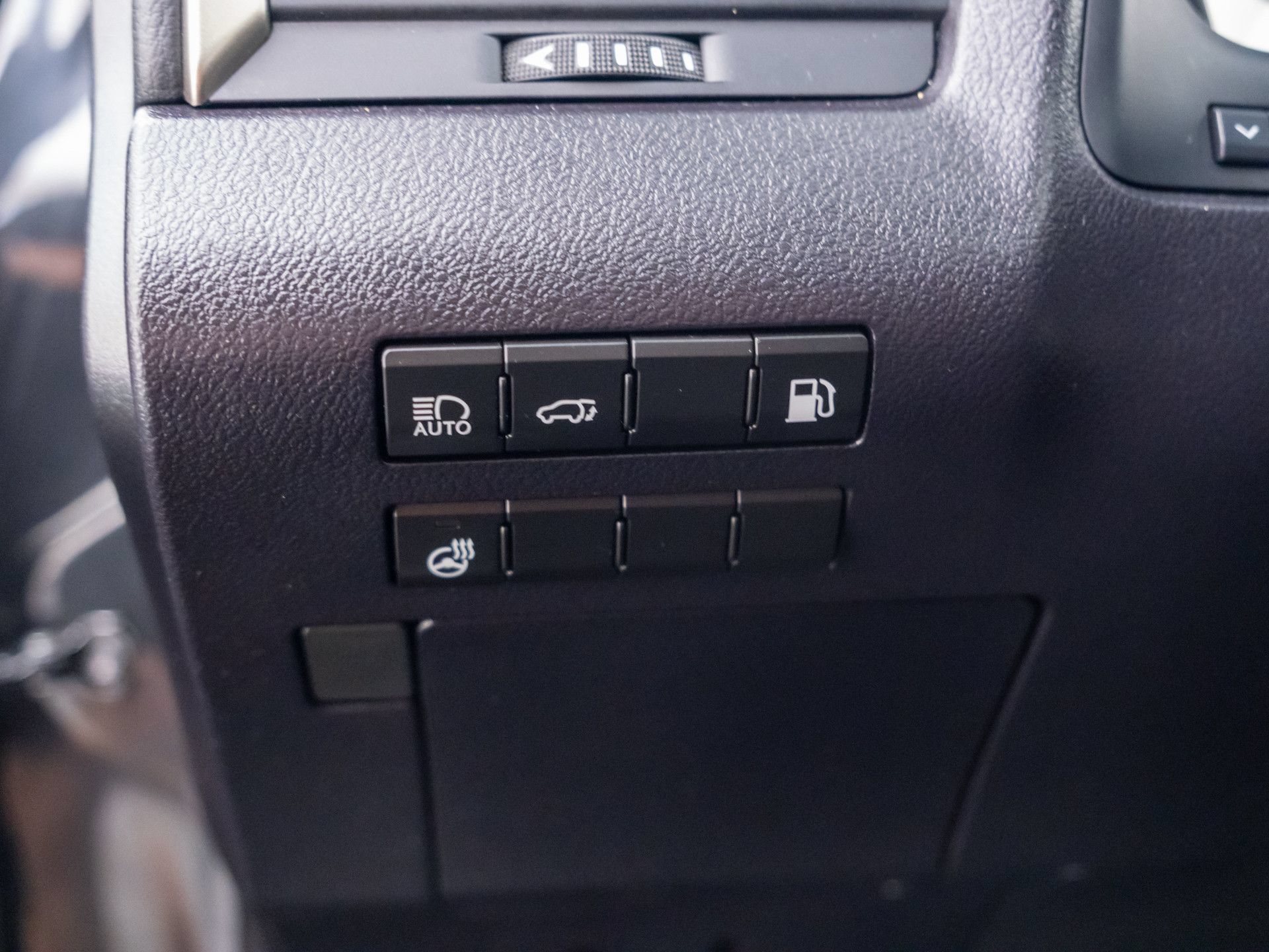 Used 2022 Lexus RX 450h AWD w/ Premium Package image 20