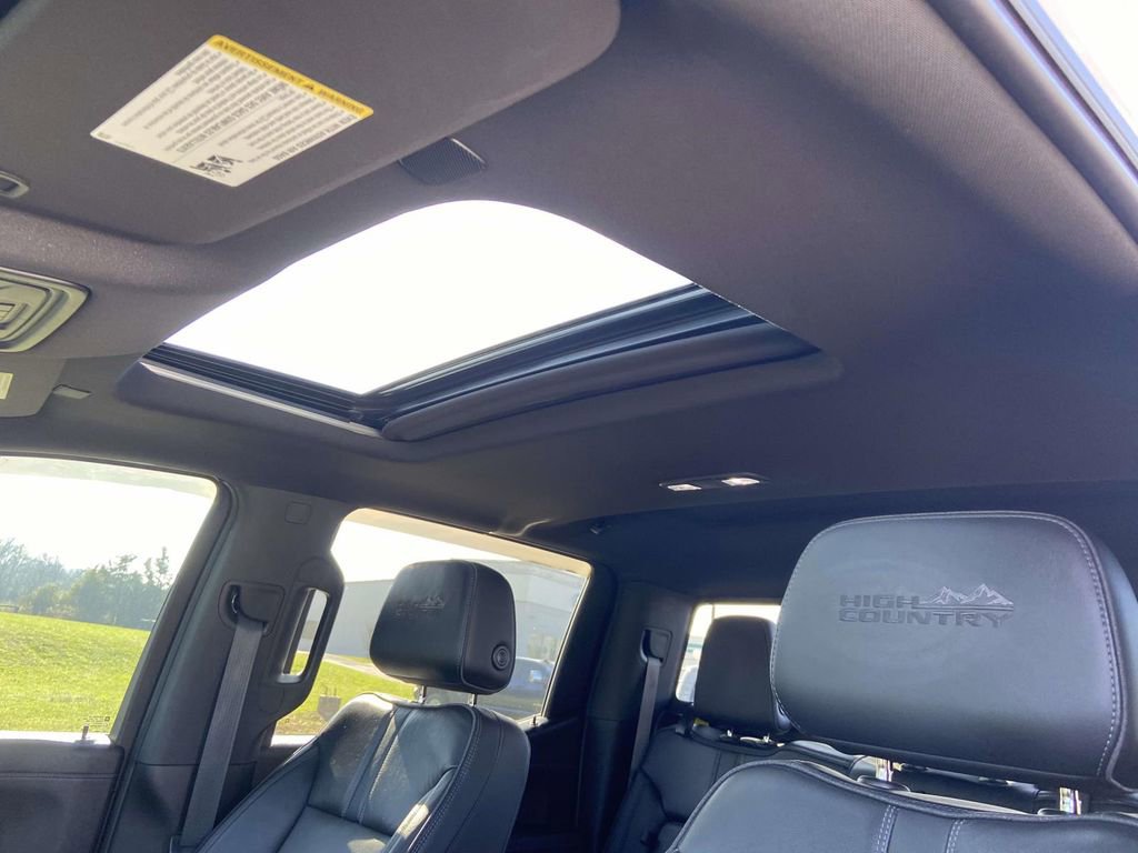 Used 2021 Chevrolet Silverado 1500 High Country w/ Technology Package image 21