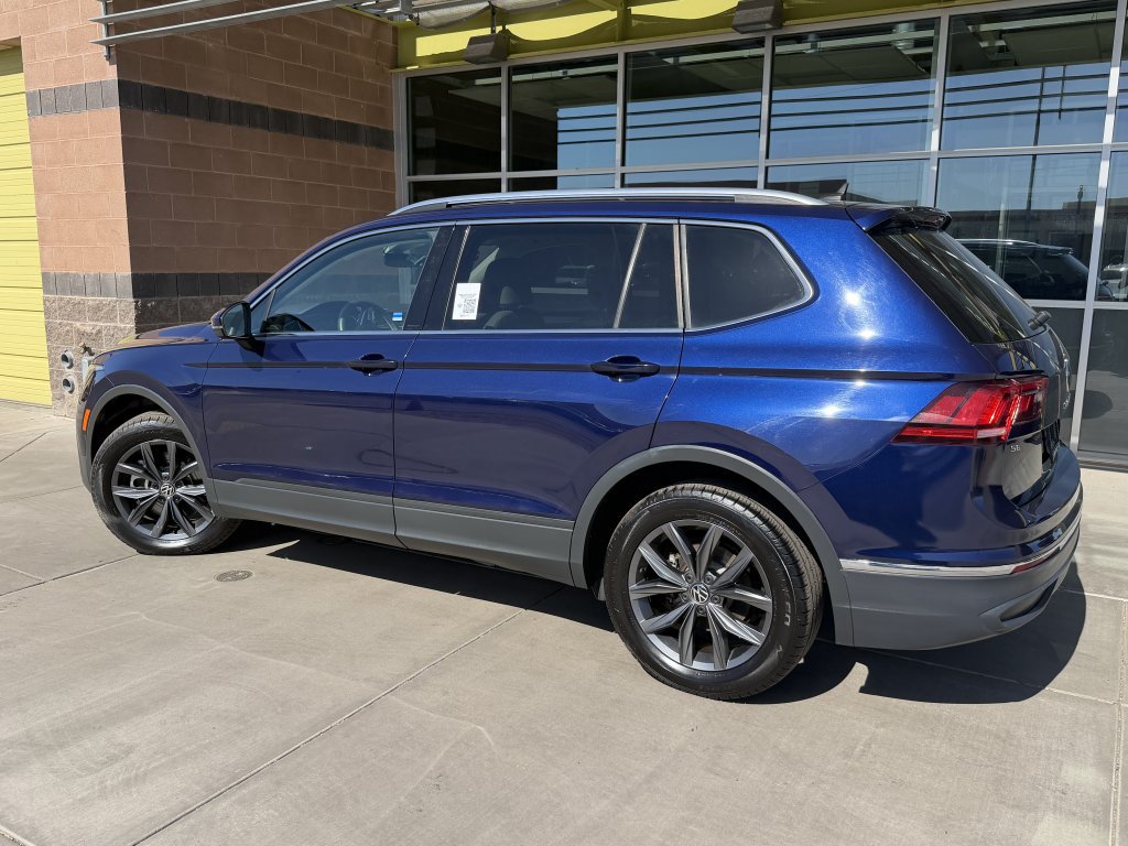 Used 2022 Volkswagen Tiguan SE FWD image 5