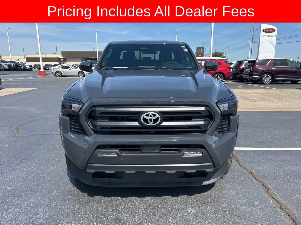 Used 2024 Toyota Tacoma SR5 w/ SR5 Upgrade Package AWD/4WD image 20