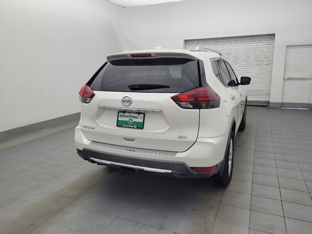Used 2018 Nissan Rogue SV image 7