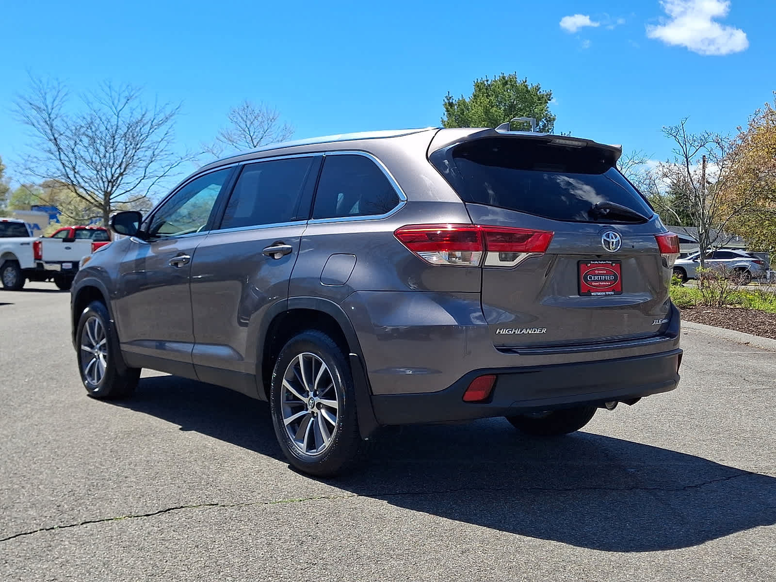 Certified 2019 Toyota Highlander XLE AWD/4WD image 7