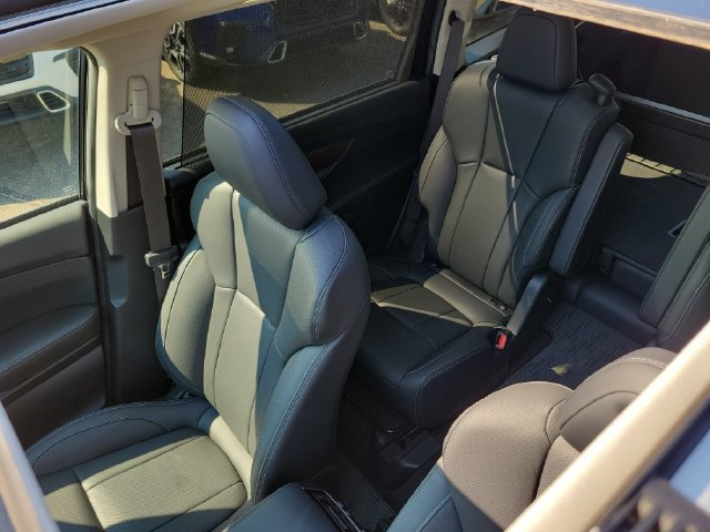 Used 2024 Subaru Ascent Touring AWD/4WD image 34
