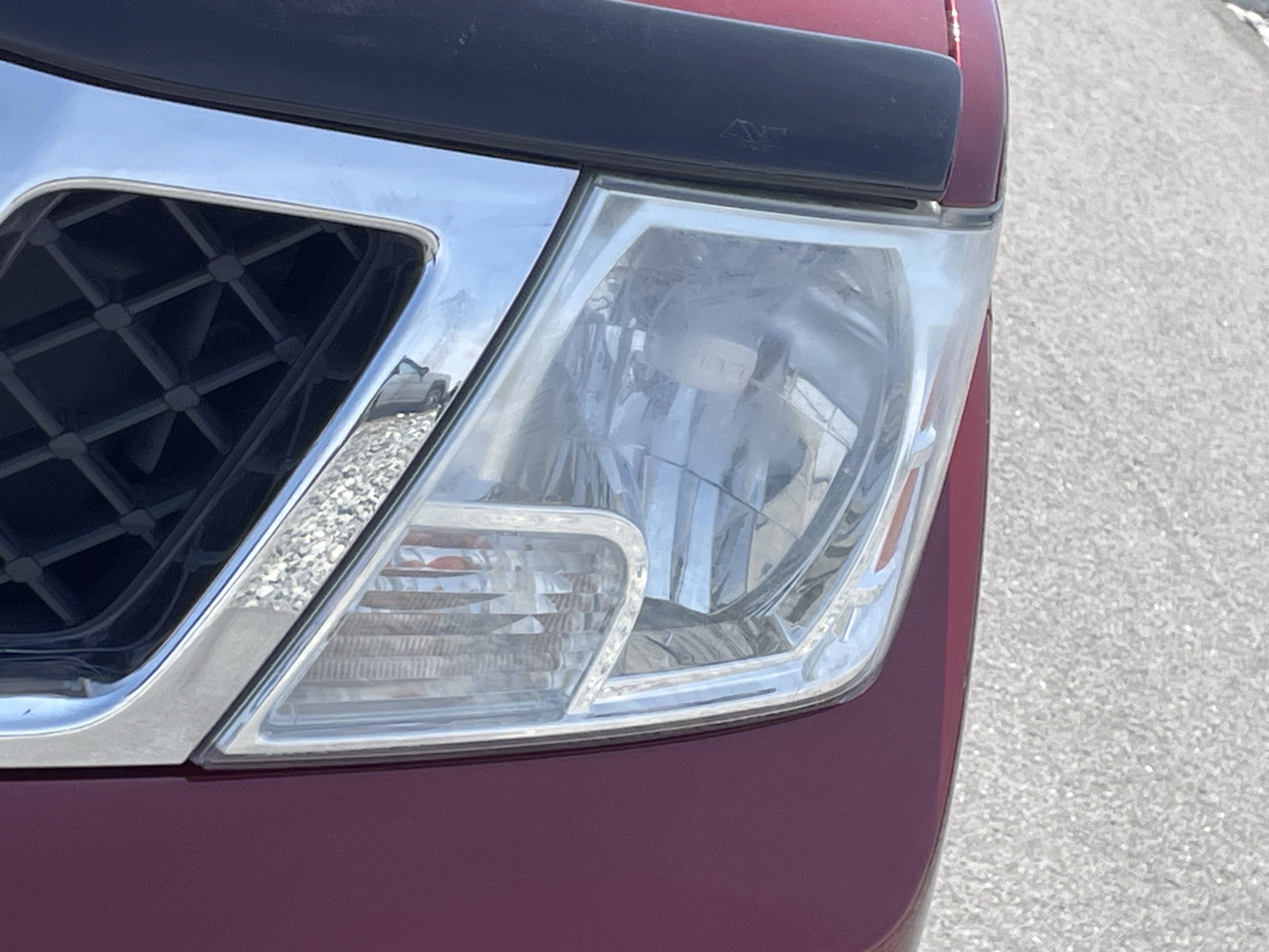 Used 2018 Nissan Frontier SV image 10